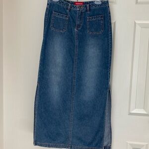 Union Bay size 7 jean skirt